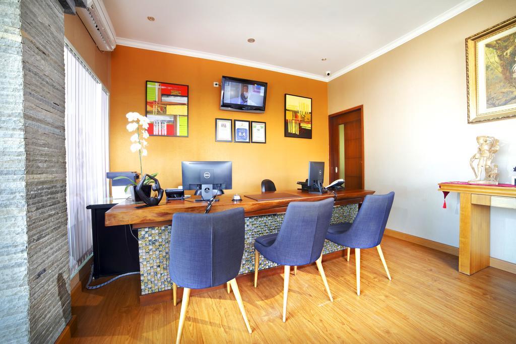 Hotel The Banyumas 4*