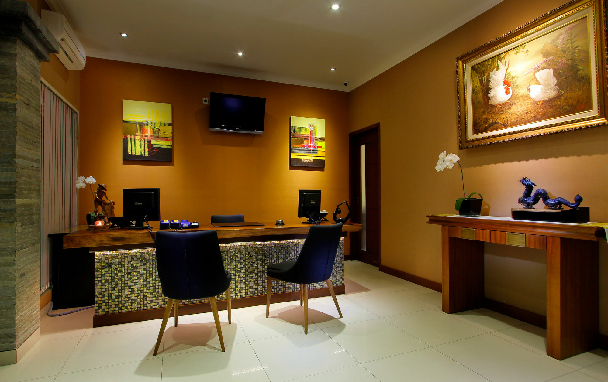 The Banyumas Hotel 4*